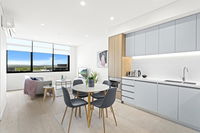 Book Kirrawee Accommodation Vacations Hotel QLD Hotel QLD