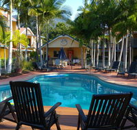 at Beach Court Holiday Villas - Hotel QLD