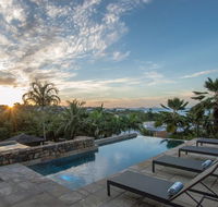 at Water's Edge Resort - Hotel QLD