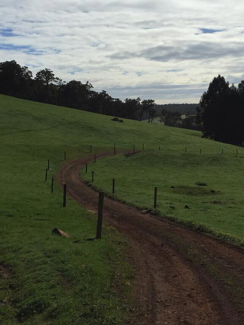 Atina Rocks Country Homestead - Hotel QLD 1