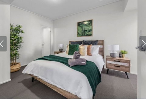 AU1 - Long Stay W Balcony RiverViews Fast WiFi - Hotel QLD 2