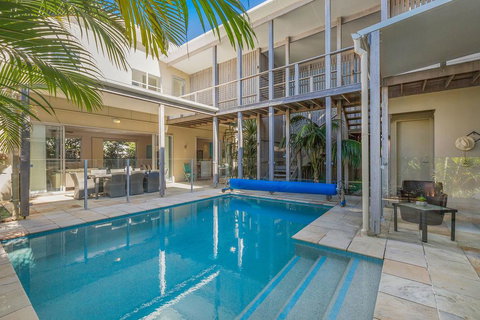 Augusta House - Hotel QLD 0