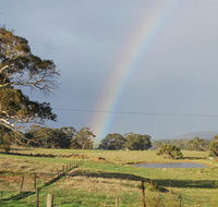 Back Valley Farm Stay Bed and Breakfast - Hotel QLD