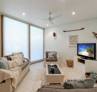 Balinese Beachfront Villa - Hotel QLD