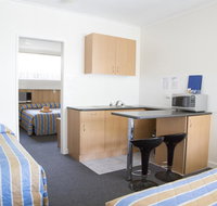 Bamboo Motor Inn - Hotel QLD