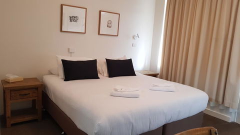 Bathurst Explorers Motel - Hotel QLD 1