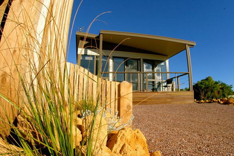 Bay Of Islands Apartments - Hotel QLD 0