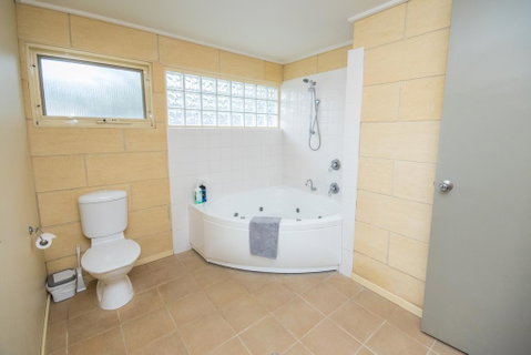 Bayview No 1 - Next To The Beach! - Hotel QLD 2