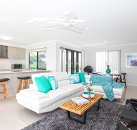 Beach Breeze Holiday House - Hotel QLD