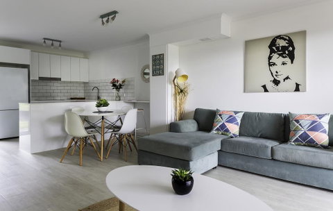 Beach Escape (unit 8 Beach Breakers) - Hotel QLD 1