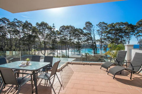 Beach Side Holiday Apartment - Hotel QLD 0