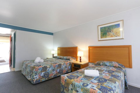 Reef Resort Motel - Hotel QLD 3