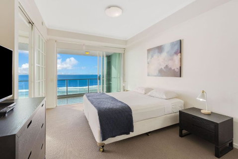 Reflections On The Sea Unit 1501 - Hotel QLD 3