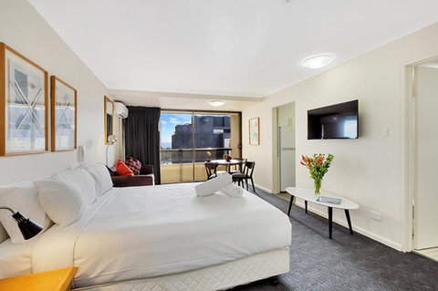 Renovated Stylish Studio - Hotel QLD 0