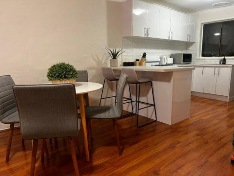 River End Unit Near Parkland - Hotel QLD 2