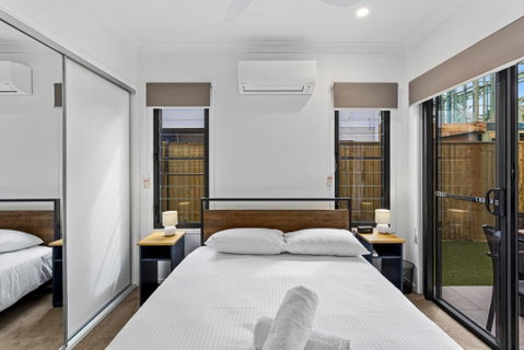 Riverside 3-Bed Home With Study Nook And BBQ - Hotel QLD 2
