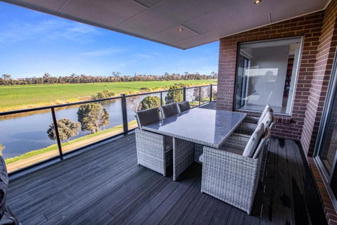 Riverside Haven - Hotel QLD 0