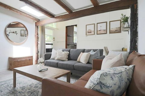 Rustic Chic 200 Metres From CBD - Hotel QLD 0