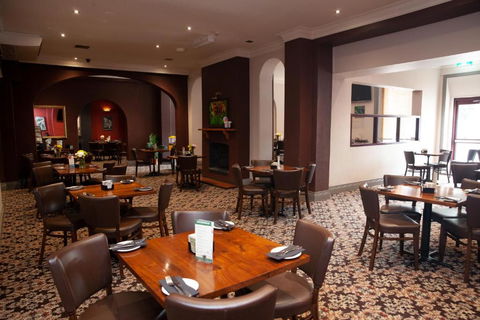 Royal Hotel Singleton - Hotel QLD 2