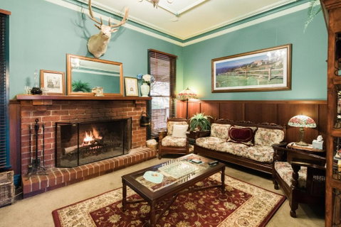 Rustic Refuge Guesthouse - Hotel QLD 2