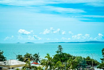 Sandhaven Bungalow with Hotel QLD