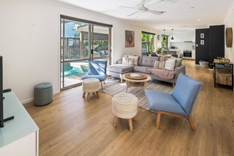 Sandy Dunes Retreat Pet-Friendly Wurtulla Home - Hotel QLD 2