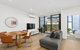 Spacious & Bright Apt Near Major Hospital Precinct - thumb 1