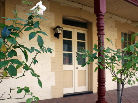 Telegraph Cottage - Hotel QLD 1