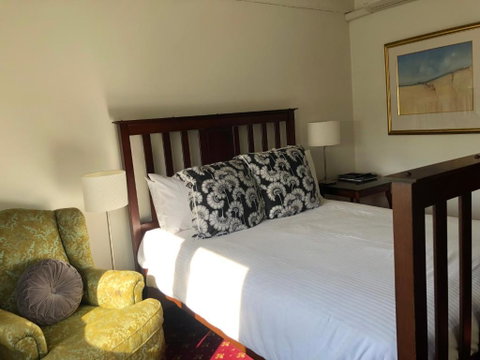 The Corner Hotel Alexandra - Hotel QLD 2