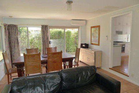 BEACHPOINT COTTAGE - Hotel QLD 3