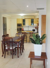 Book Mount Ommaney Accommodation Vacations Hotel QLD Hotel QLD