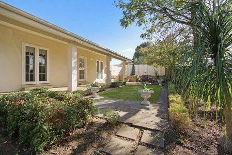 Bella House - Hotel QLD 3
