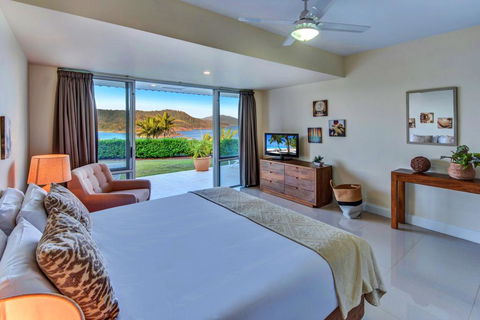 Bella Vista East 3 Luxury Ocean Views Large Flat Grassed Area And Buggy - Hotel QLD 1