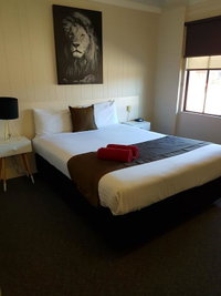 Book Hay Accommodation Vacations Hotel QLD Hotel QLD