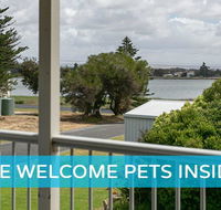 Big Stylish House with River Views Games Room  WiFI