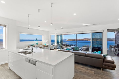 Blue Water Splendour - Infinity Pool And Amazing Views!! - Hotel QLD 3