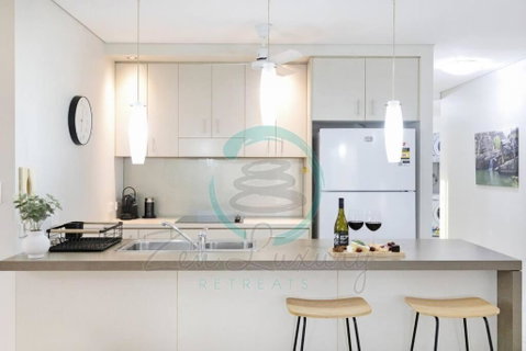 Zen On Stuart: 3-BR Penthouse Pad + Pool + BBQ - Hotel QLD 0