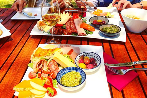 Tamar Valley Wine Tour With Lunch - Hotel QLD 5
