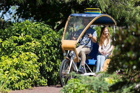 Adelaide 90-Minute Pedicab Tour: Scenic Green & River Experience - Hotel QLD 0