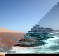 Kalbarri Pink Lake and Abrolhos Islands Nature Tour - Hotel QLD