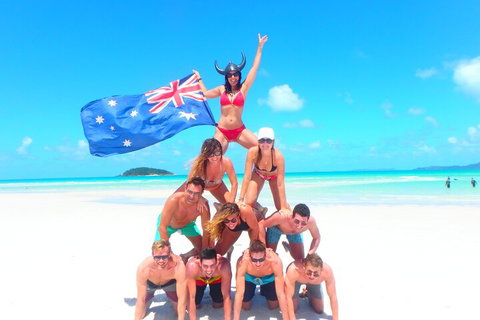Sail, Snorkel, SUP & Kayak Charter Whitsundays - Hotel QLD 3