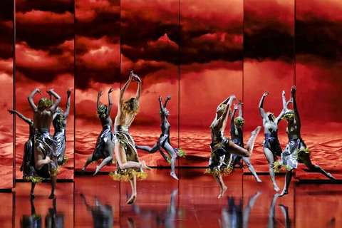 Opera Performance At The Sydney Opera House - Hotel QLD 5