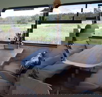 Beer Barons and Spirit Lords Half-Day Tour in Byron with Lunch - Hotel QLD