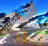 8-Day Outback Experience from Queensland - Hotel QLD