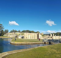 6-Day Tasmanian Explorer Adventure Tour from Hobart - Hotel QLD