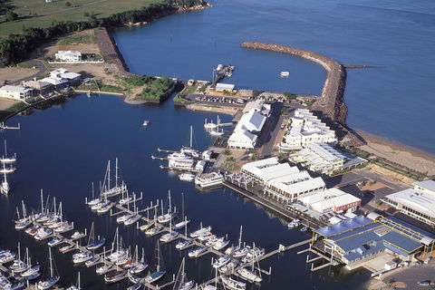 Darwin Hop-on Hop-off Bus Tour - Hotel QLD 4