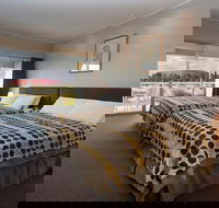 3-Day Uluru-Kata Tjuta and Kings Canyon 4WD Small-Group Eco-Tour from Alice Springs - Hotel QLD