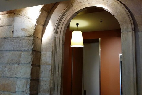 Around The Square Adelaide Walking Tour - Hotel QLD 0