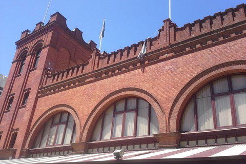 Around The Square Adelaide Walking Tour - Hotel QLD 3