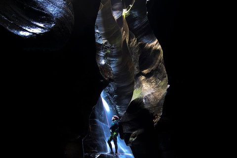 Full-Day Canyoning Experience At Stunning Empress Canyon - Hotel QLD 3